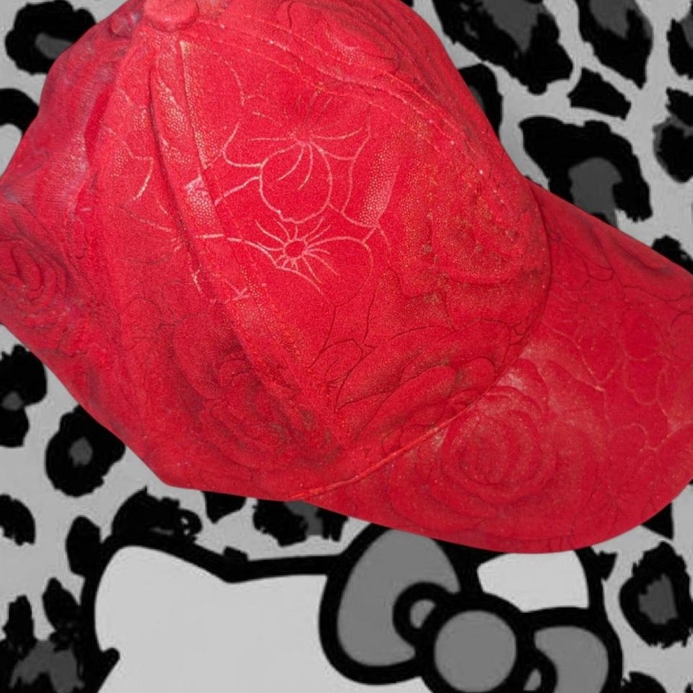 Floral Red Cap - Picture 2 of 4